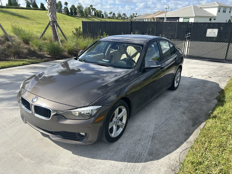 2015 BMW F30 3 Series Sedan - Image 10 of 26