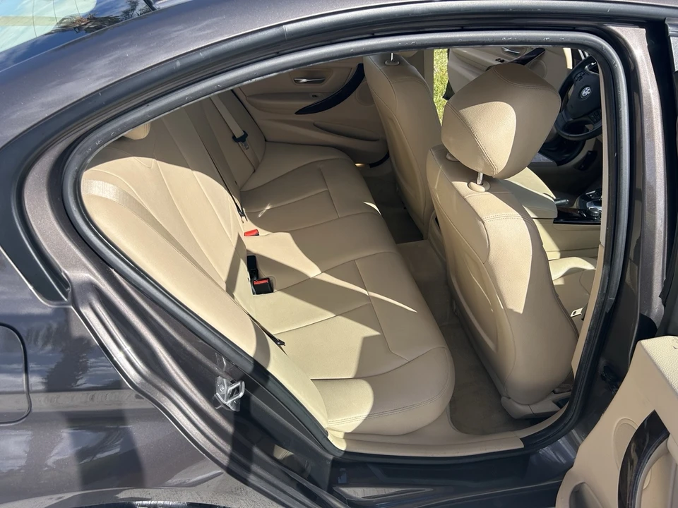2015 BMW F30 3 Series Sedan - Image 24 of 26