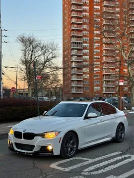 2015 BMW 3 Series 328i xDrive Sedan