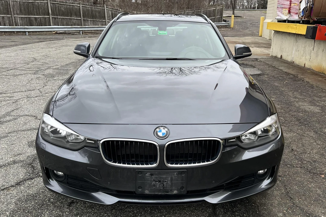 2015 BMW F31 3 Series Touring - Image 2 of 31