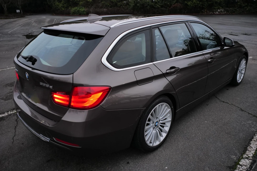 2015 BMW F31 3 Series Touring - Image 12 of 31