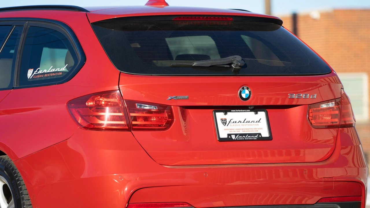 2015 BMW F31 3 Series Touring - Image 16 of 31
