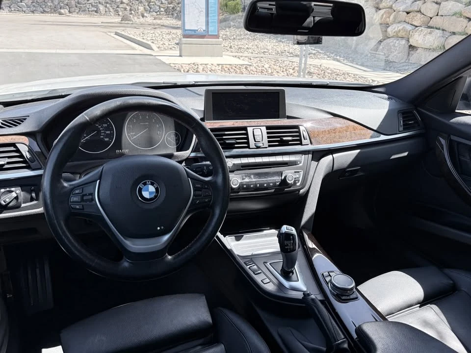 2015 BMW 3 Series - Image 5 of 8