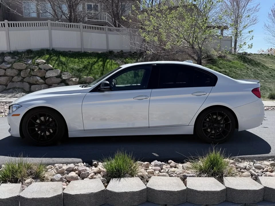 2015 BMW 3 Series - Image 2 of 8