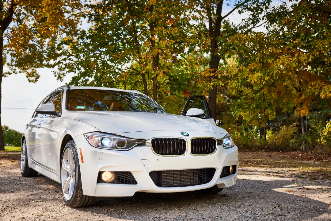 2015 BMW F31 3 Series Touring - Image 11 of 31