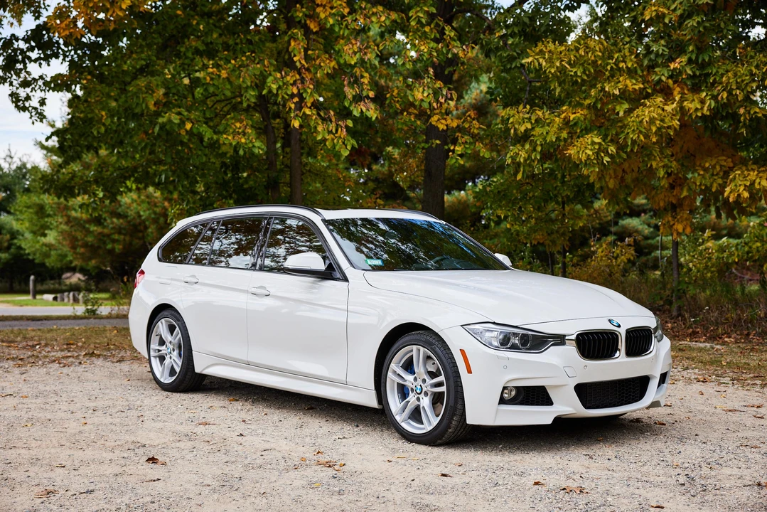 2015 BMW F31 3 Series Touring - Image 10 of 31