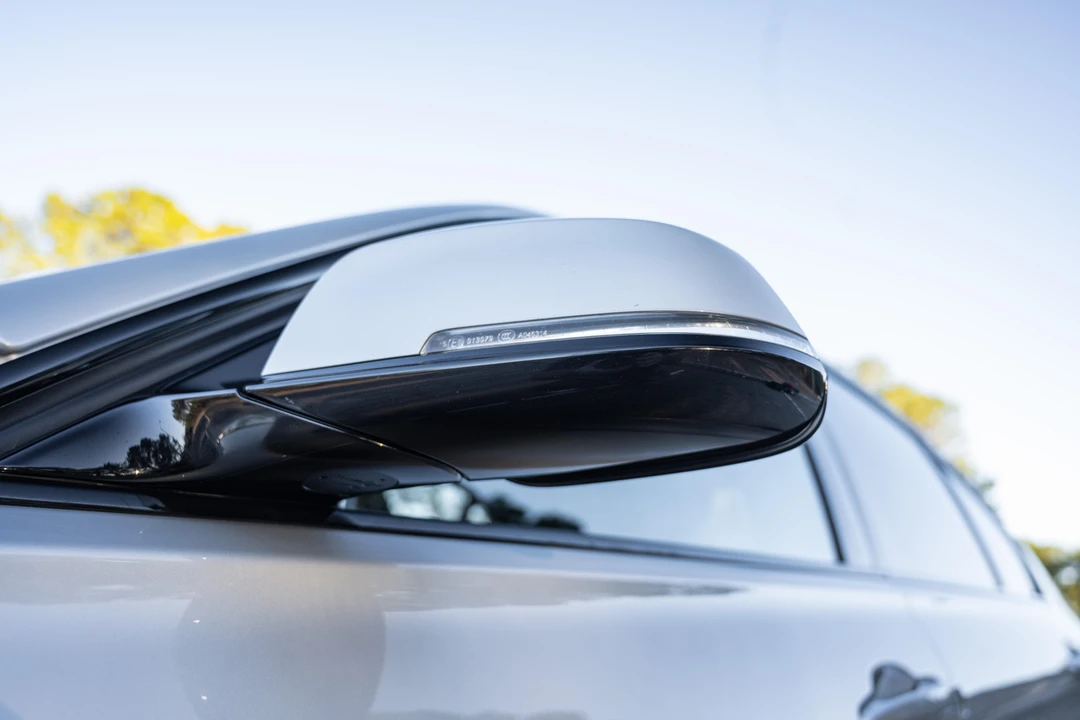 2015 BMW F30 335i & 340i Sedan - Image 26 of 31
