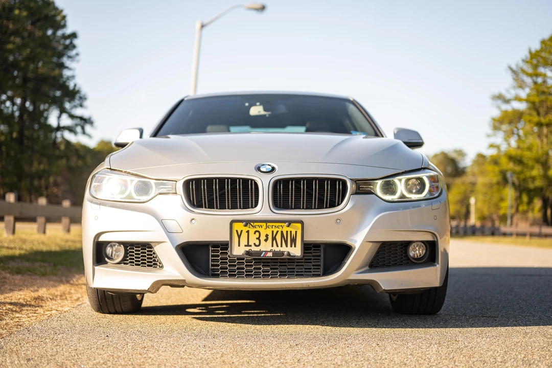 2015 BMW F30 335i & 340i Sedan - Image 7 of 31