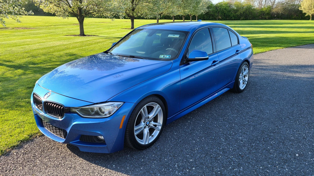 2015 BMW F30 335i & 340i Sedan - Image 7 of 31