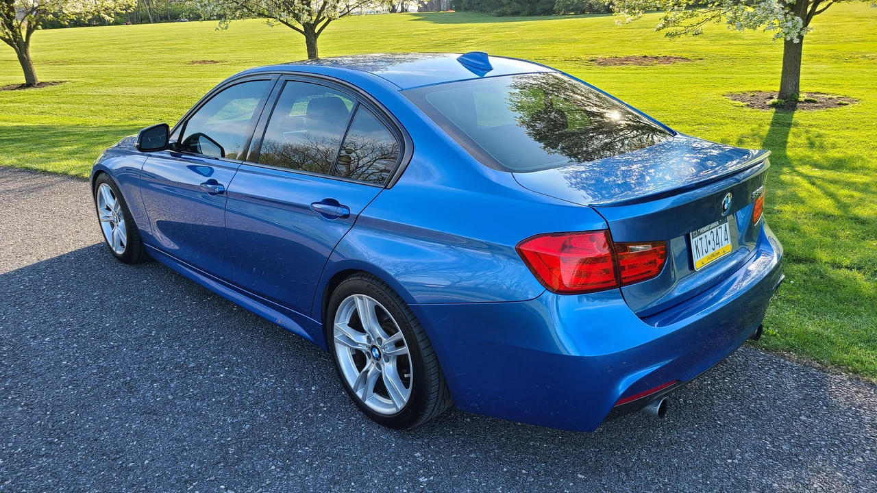 2015 BMW F30 335i & 340i Sedan - Image 8 of 31
