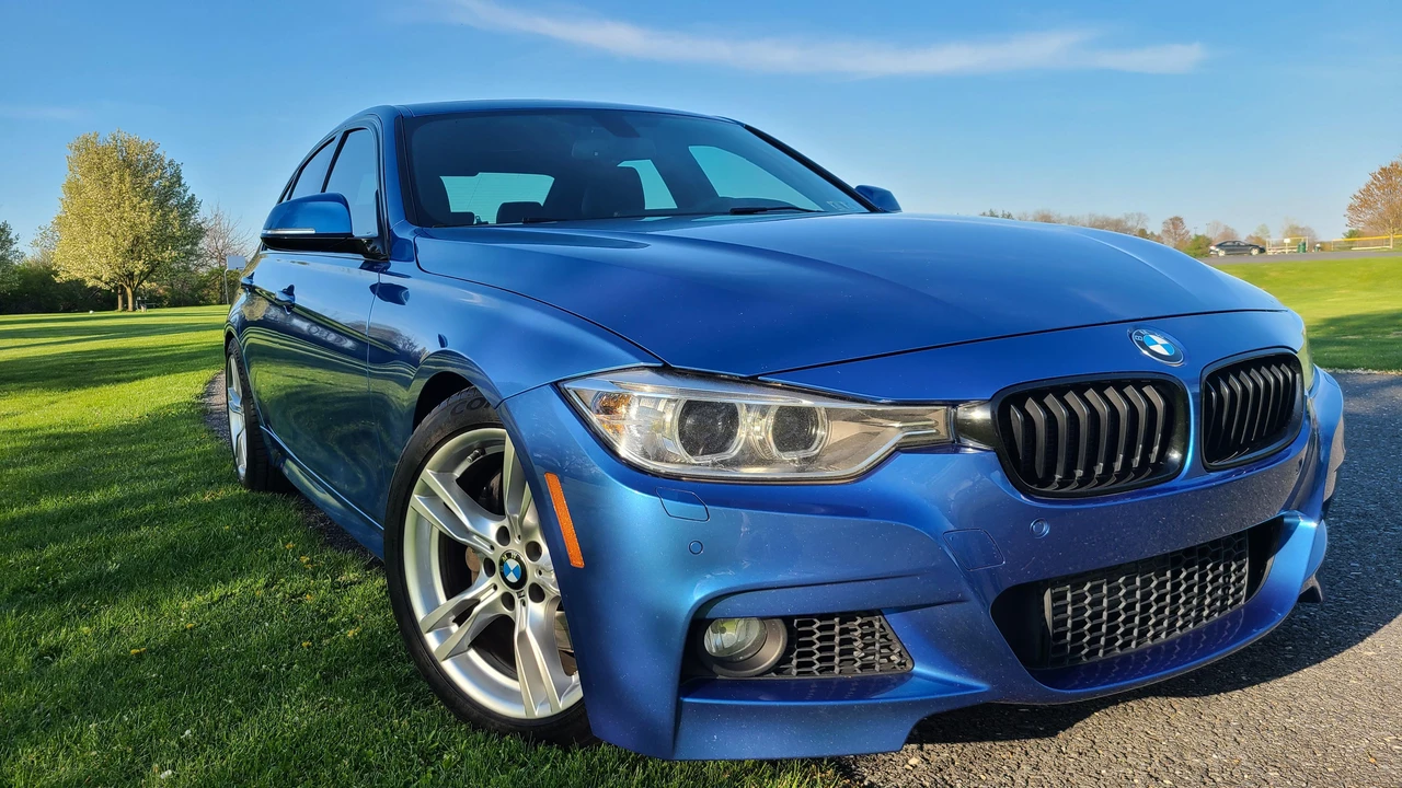 2015 BMW F30 335i & 340i Sedan - Image 14 of 31