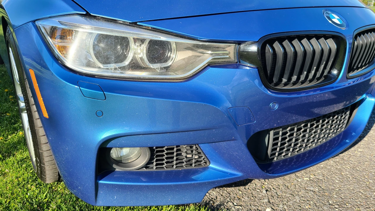 2015 BMW F30 335i & 340i Sedan - Image 15 of 31