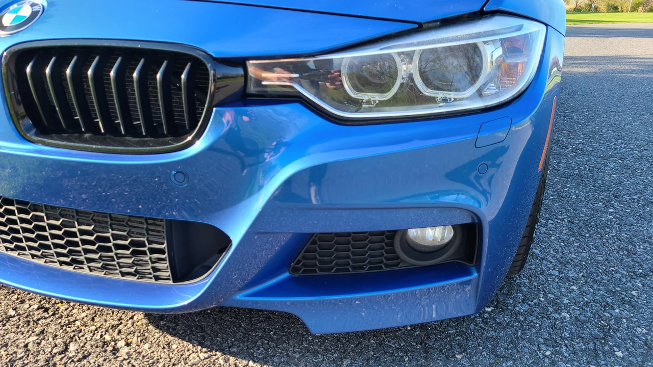 2015 BMW F30 335i & 340i Sedan - Image 16 of 31