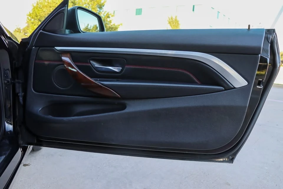 2015 BMW 4 Series - Image 17 of 20