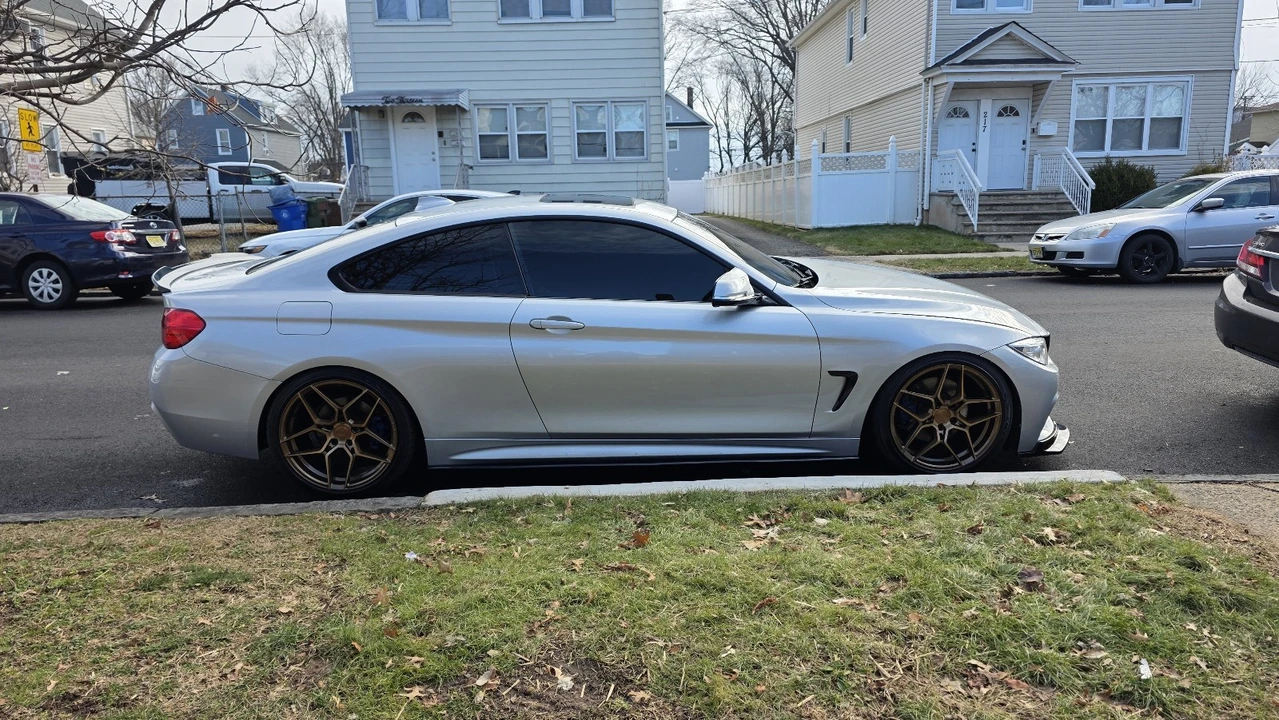 2015 BMW 4 Series - Image 5 of 12