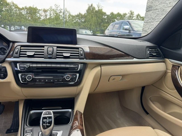 2015 BMW 4 Series - Image 14 of 20