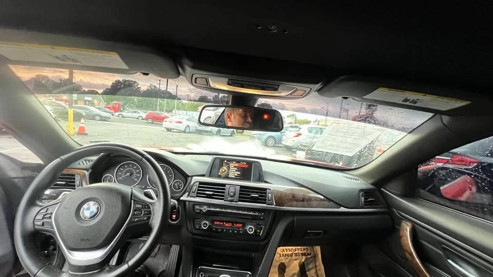 2015 BMW 4 Series - Image 16 of 18