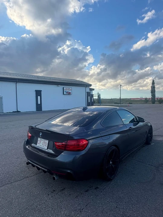 2015 BMW 4 Series - Image 4 of 5