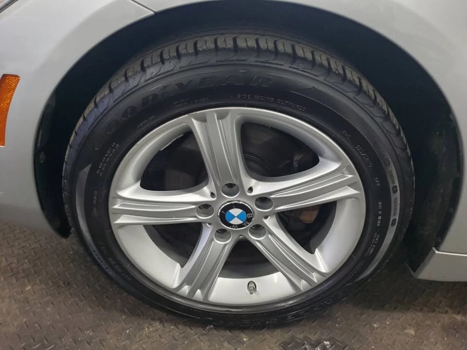 2015 BMW 4 Series - Image 16 of 17