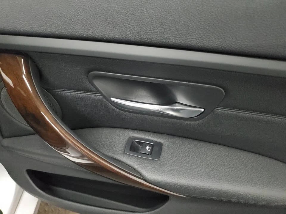 2015 BMW 4 Series - Image 13 of 17