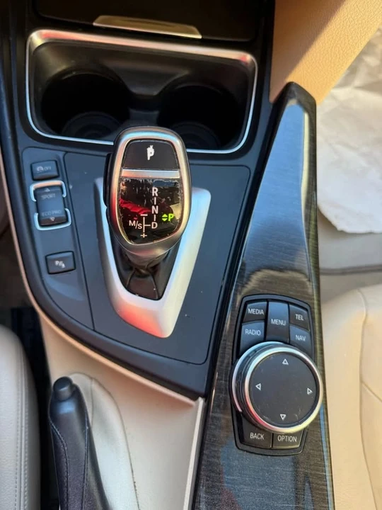 2015 BMW 4 Series - Image 16 of 20