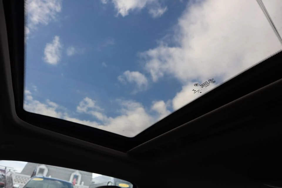 2015 BMW 4 Series - Image 16 of 18