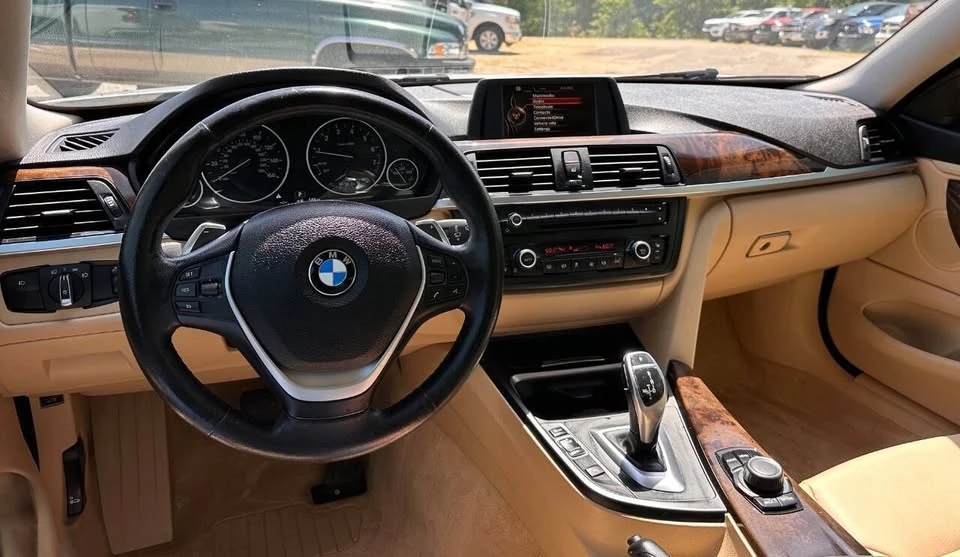 2015 BMW 4 Series - Image 16 of 20