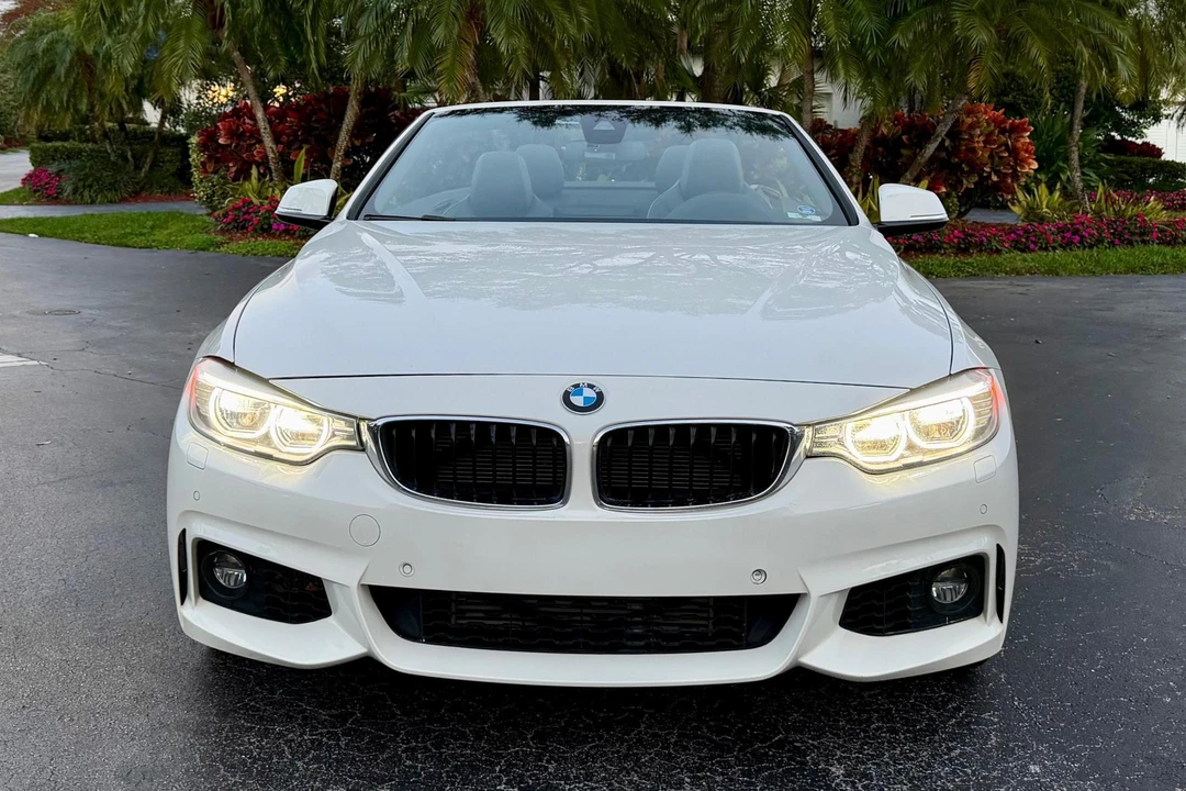 2015 BMW F33 435i & 440i Convertible - Image 2 of 31