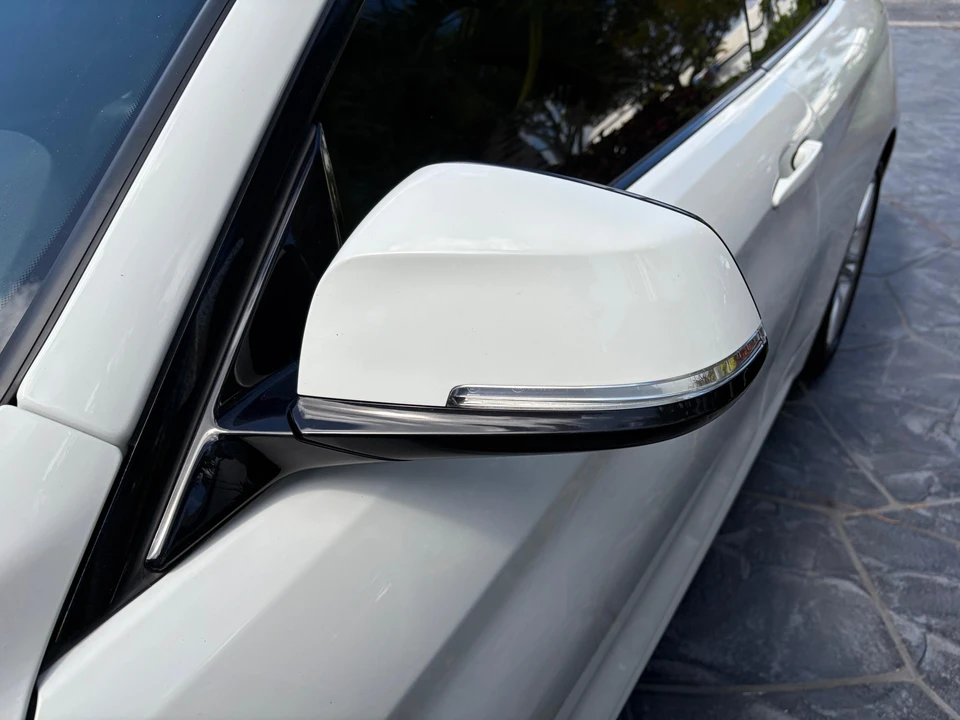 2015 BMW F33 435i & 440i Convertible - Image 21 of 31