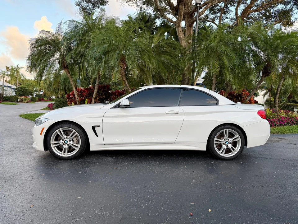 2015 BMW F33 435i & 440i Convertible - Image 8 of 31