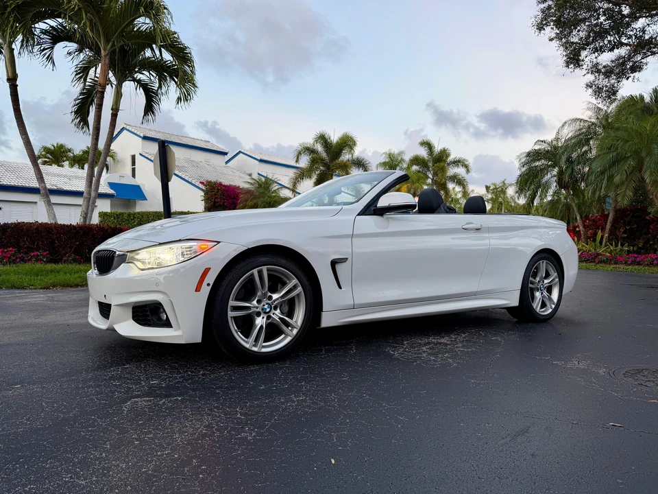 2015 BMW F33 435i & 440i Convertible - Image 13 of 31