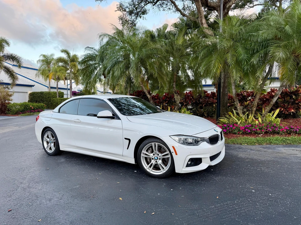 2015 BMW F33 435i & 440i Convertible - Image 12 of 31