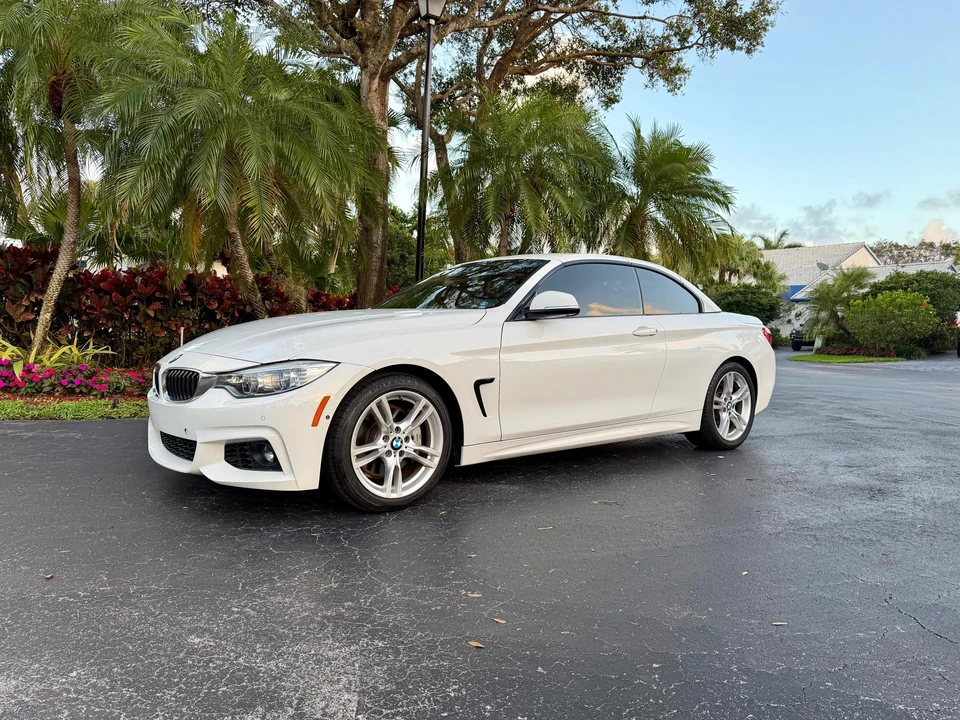 2015 BMW F33 435i & 440i Convertible - Image 7 of 31