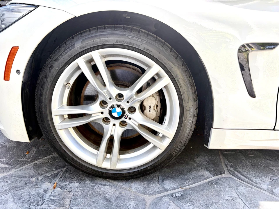2015 BMW F33 435i & 440i Convertible - Image 30 of 31