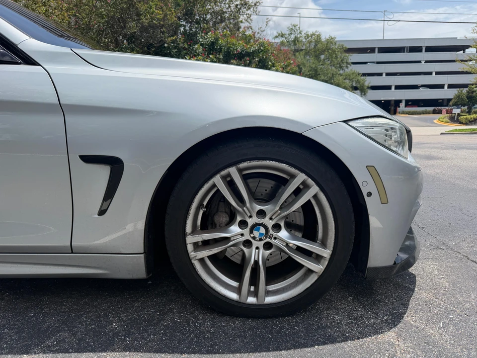2015 BMW F33 435i & 440i Convertible - Image 29 of 31