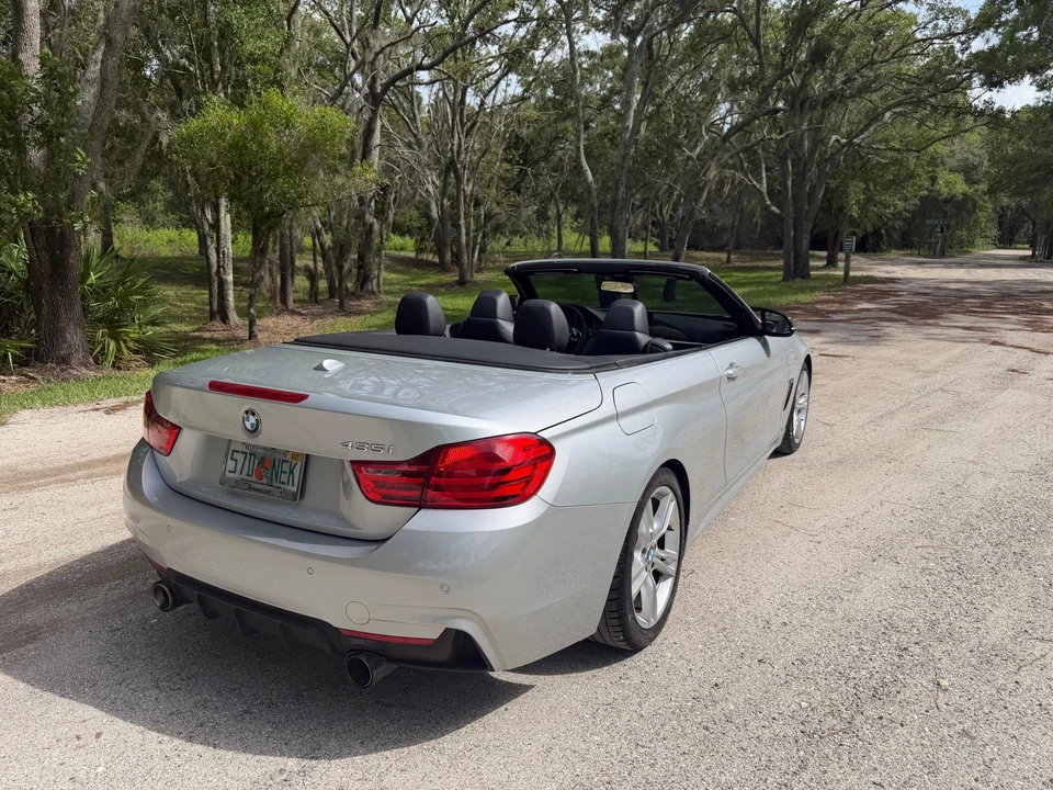 2015 BMW F33 435i & 440i Convertible - Image 9 of 31