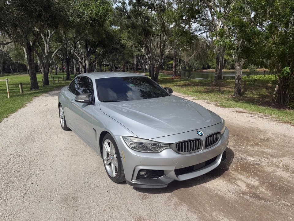 2015 BMW F33 435i & 440i Convertible - Image 17 of 31