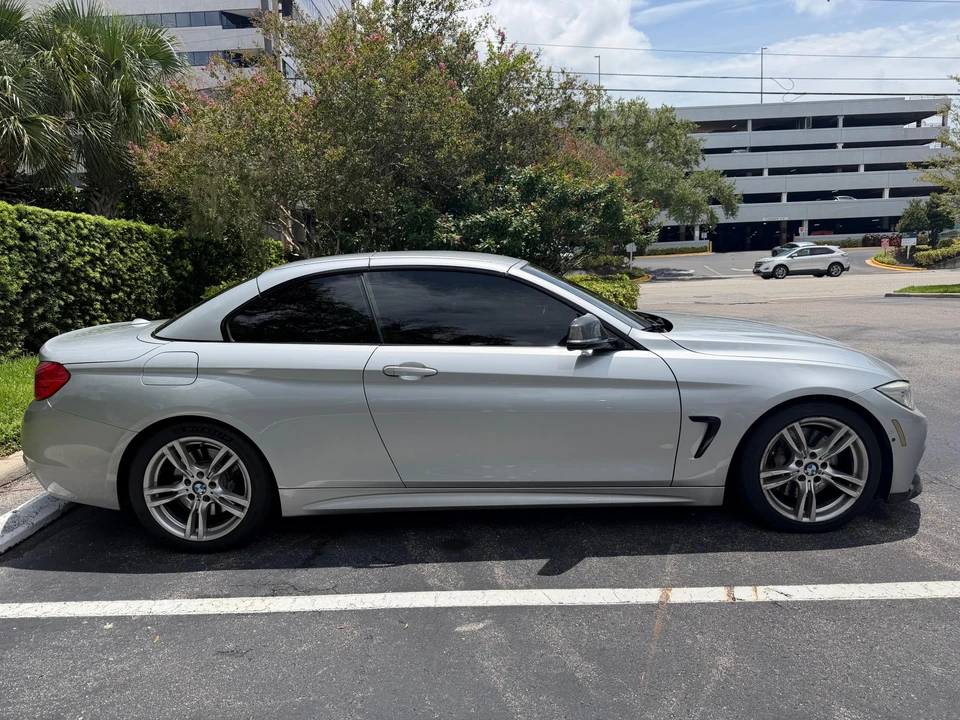 2015 BMW F33 435i & 440i Convertible - Image 15 of 31