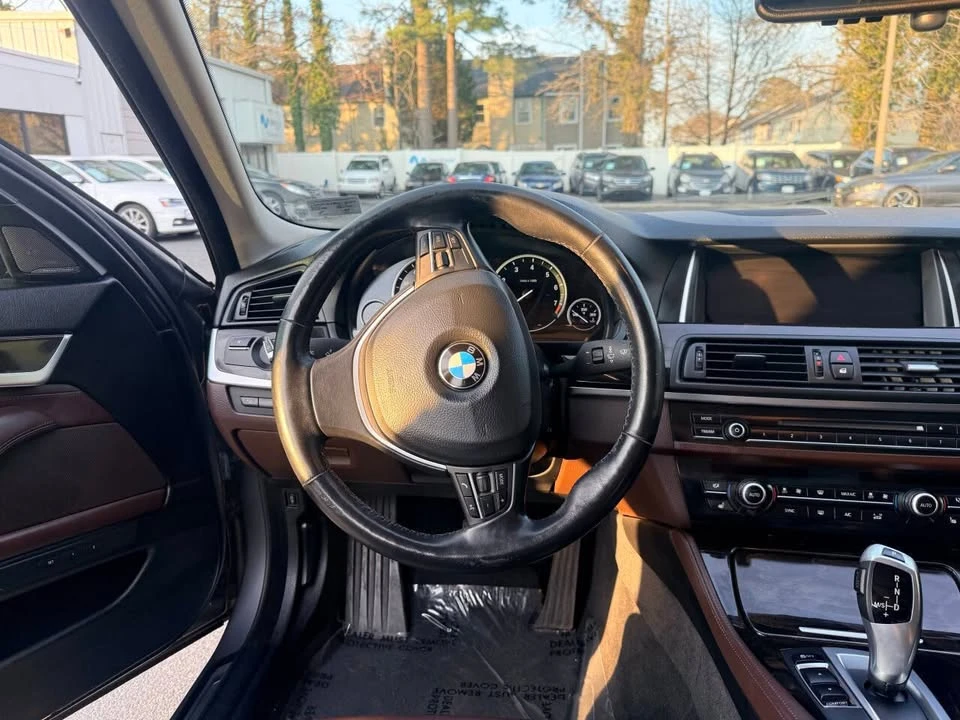 2015 BMW 5 Series - Image 15 of 20