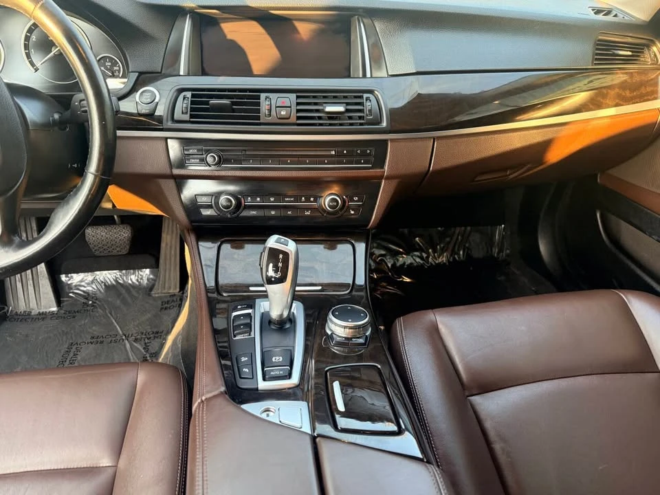 2015 BMW 5 Series - Image 16 of 20