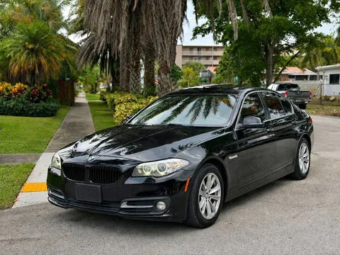 2015 BMW 5 Series 528i