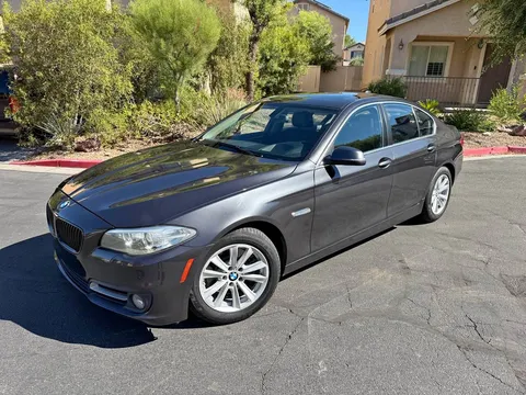 2015 BMW 5 Series 528i Sedan 4D