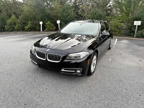 2015 BMW 5 Series 528i Sedan 4D