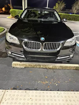 2015 BMW 5 Series 528i Sedan 4D
