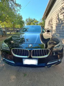 2015 BMW 5 Series 528i Sedan 4D