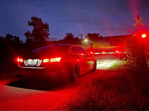 2015 BMW 5 Series 528i Sedan 4D
