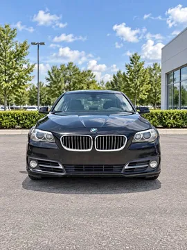 2015 BMW 5 Series 528i Sedan 4D