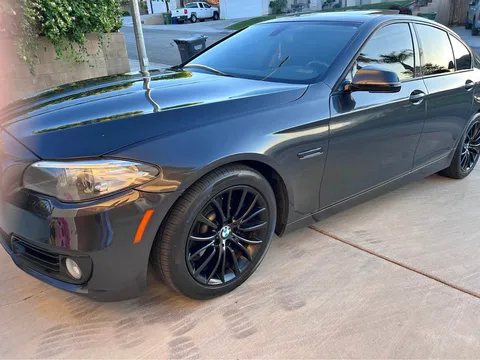2015 BMW 5 Series 528i xDrive Sedan 4D