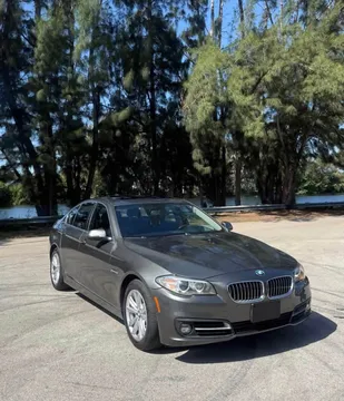 2015 BMW 5 Series 528xi Sedan 4D