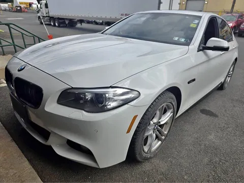 2015 BMW 5 Series 528xi Sedan 4D